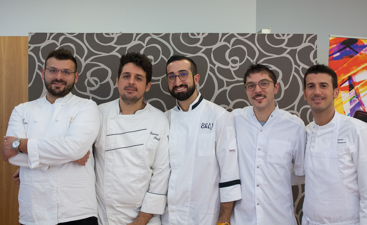 gara Chef under 30 - Gli chef pugliesi: Salvatore Amato, Giacinto Fanelli, Donato Calvi, Giovanni Lorusso, Domenico Capogrosso